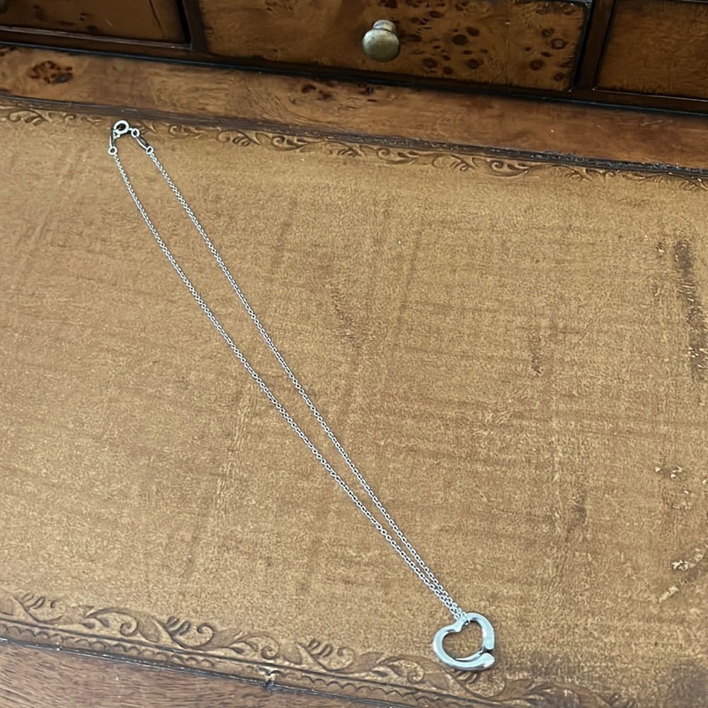 Tiffany Elsa Peretti open heart pendant and chain
